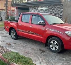 تويوتا هايلوكس